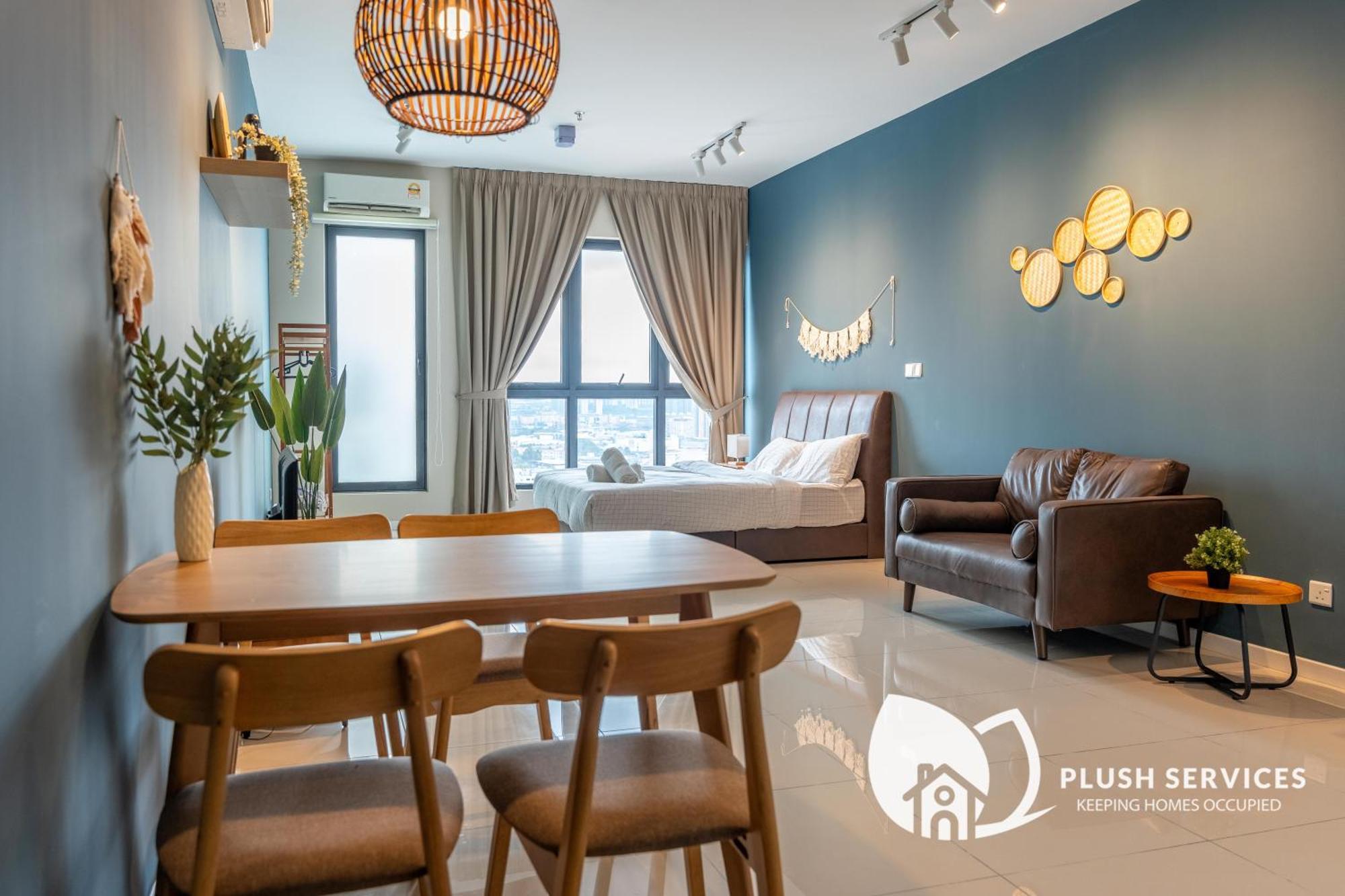 Highpark Suites At Petaling Jaya, Kelana Jaya By Plush Exterior photo