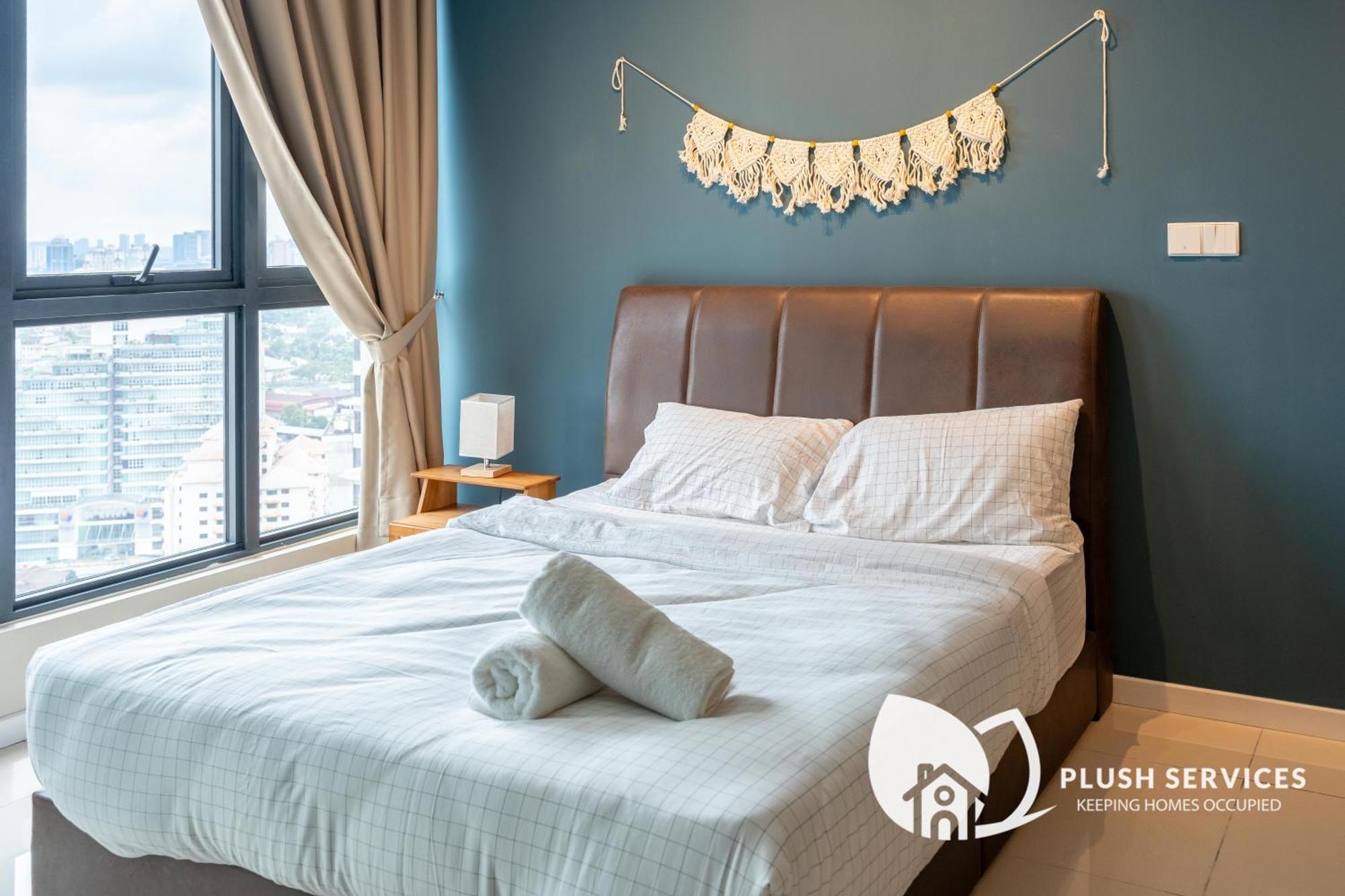Highpark Suites At Petaling Jaya, Kelana Jaya By Plush Exterior photo