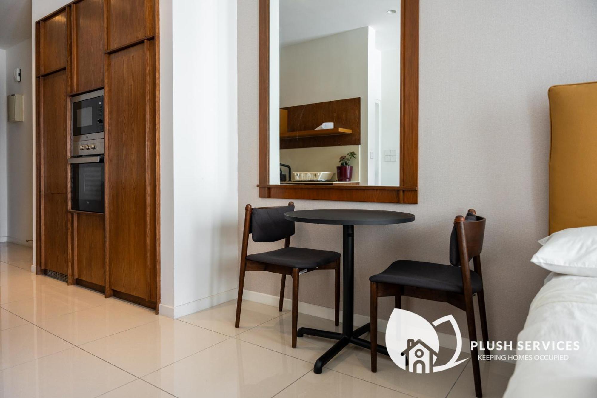 Highpark Suites At Petaling Jaya, Kelana Jaya By Plush Exterior photo
