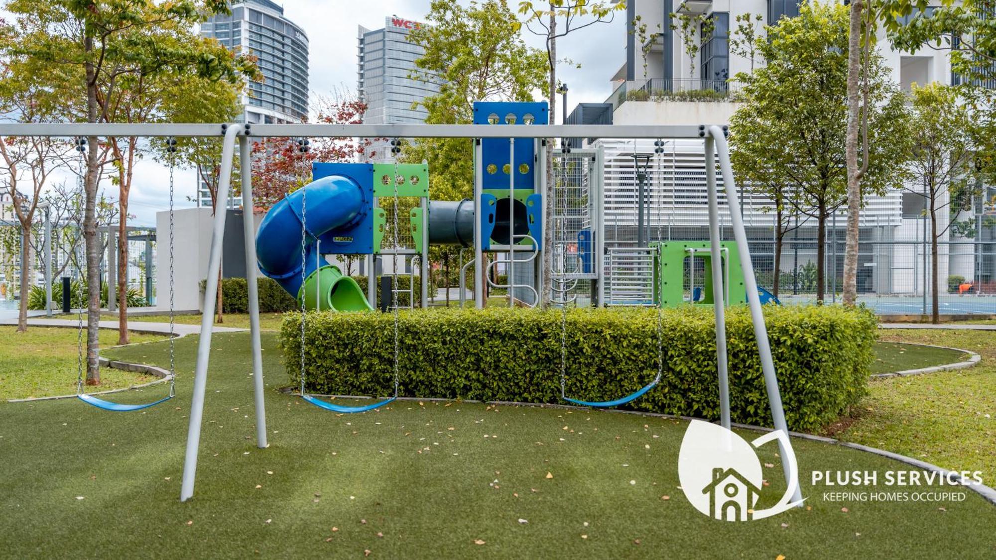Highpark Suites At Petaling Jaya, Kelana Jaya By Plush Exterior photo